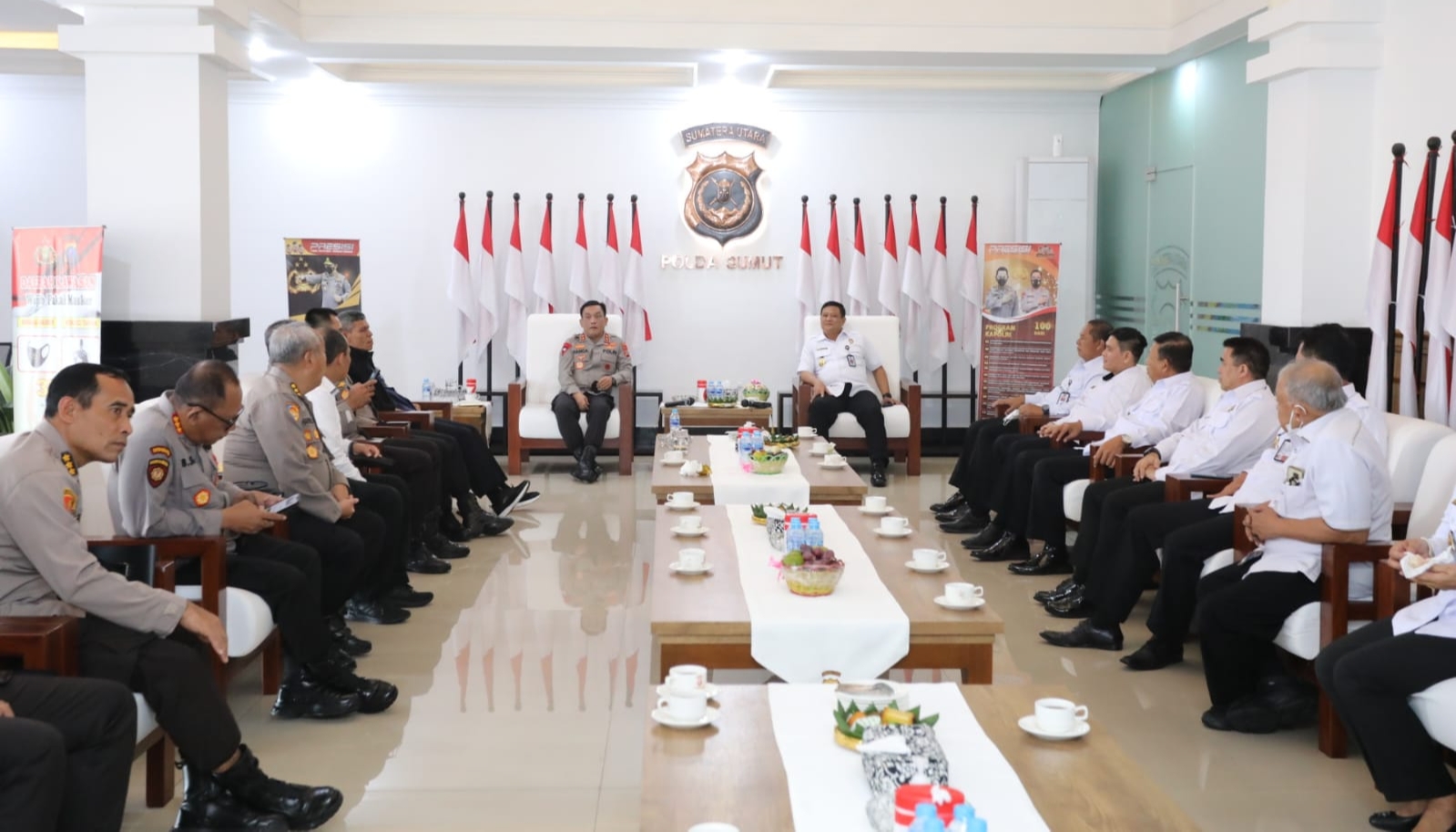 Kapolda Sumut Irjen. Pol. Drs. Ridwan Zulkarnain Panca Putra Simanjuntak, M.Si, menerima Kunjungan Sekretariat Jenderal Dewan Ketahanan Nasional