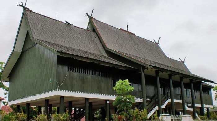 Rumah adat Betang adalah pusat kebudayaan dan segala proses kehidupan bagi masyarakat Dayak.