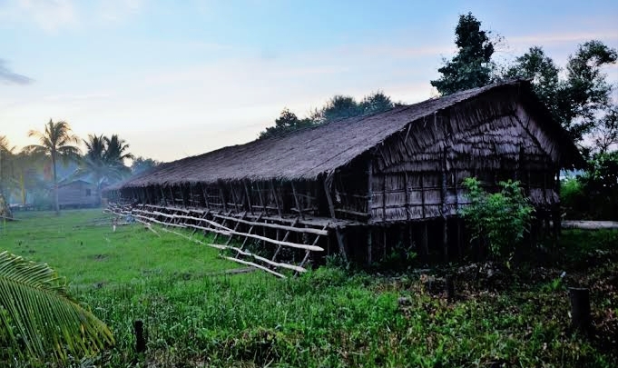 Rumah Adat Jew