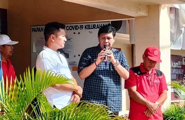 Irwan Basir didampingi oleh Sekretaris DPD LPM Kota Padang Akhiruddin, S.Pd dan Wakil Sekretaris DPD LPM Martias Sarjanny, SE.