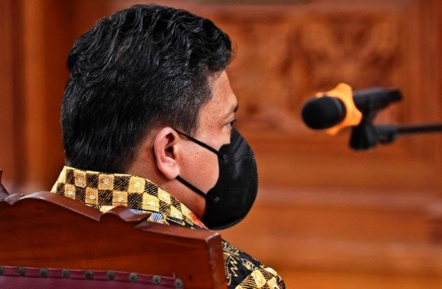 Ada sebanyak 16 Jaksa Penuntut Umum (JPU) Kejaksaan Negeri (Kejari) Jakarta Selatan membacakan dakwaan terhadap Sambo dkk.
