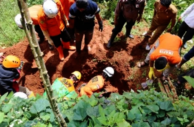 Polisi mendapati temuan bahwa PO telah dikubur di sebuah lahan perkebunan. Korban (PO) telah dikubur di jalan setapak menuju ke hutan di Wanayasa, kata Kapolres Banjarnegara AKBP Hendri Yulianto.
