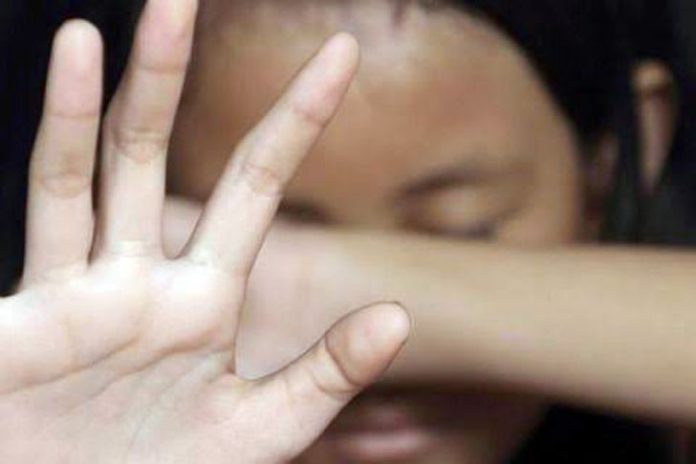 Satu dari 10 tersangka persetubuhan terhadap 2 orang anak di bawa umur dari 10 mengaku khilaf, (Poto: Ilustrasi) Satu dari 10 tersangka persetubuhan terhadap 2 orang anak di bawa umur dari 10 mengaku khilaf, (Poto: Ilustrasi)