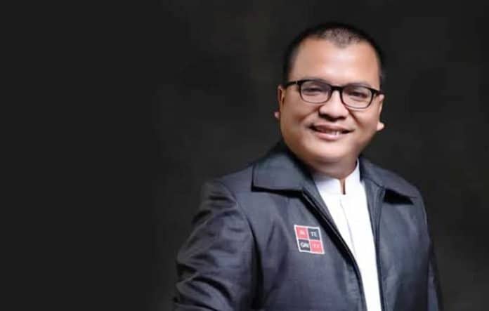 Prof. H. Denny Indrayana, S.H., LL.M., Ph.D tegaskan: Tidak ada pembocoran rahasia negara, dalam pesan yang saya sampaikan kepada publik. Rahasia putusan Mahkamah Konstitusi tentu ada di MK.