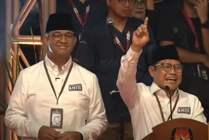 Dalam sambutan pidato di KPU, Muhaimin Iskandar menganalogikan Pemilu seperti sepak bola. Dia meminta kalau ada yang bermain curang untuk diteriaki, agar tidak curang. Dalam sambutan pidato di KPU, Muhaimin Iskandar menganalogikan Pemilu seperti sepak bola. Dia meminta kalau ada yang bermain curang untuk diteriaki, agar tidak curang.
