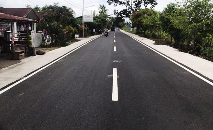 Pemerintah Kota Padang (Pemko Padang) menorehkan prestasi gemilang dalam pembangunan dan pemeliharaan jalan kota. Pemerintah Kota Padang (Pemko Padang) menorehkan prestasi gemilang dalam pembangunan dan pemeliharaan jalan kota.