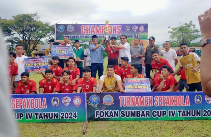 Askot PSSI Kota Padang FC telah memenangkan FOKAN Sumbar Cup IV tahun 2024 setelah mengalahkan KBPKL Padang FC dengan skor 2-0. Turnamen yang berlangsung selama tiga bulan di Lapangan Sepakbola Cangkeh, Kota Padang, ditutup oleh Hendri Septa Datuak Alam Batuah, Wali Kota Padang periode 2021-2024.
