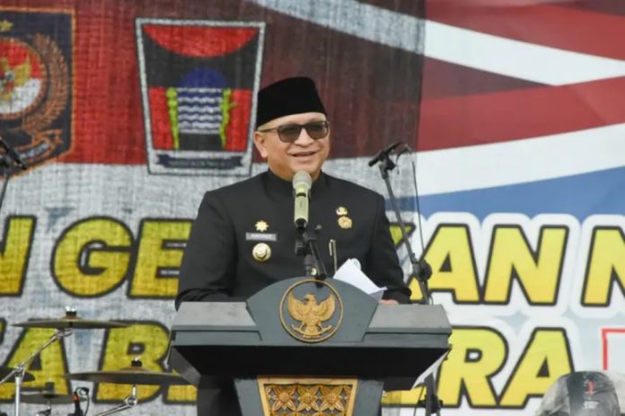 Andree Algamar juga berkomitmen untuk melibatkan masyarakat dalam pengambilan keputusan serta menjaga lingkungan hidup. Dengan pengalaman sebelumnya dalam pemerintahan, ia berusaha menciptakan inovasi dan efisiensi dalam layanan kota. Andree Algamar juga berkomitmen untuk melibatkan masyarakat dalam pengambilan keputusan serta menjaga lingkungan hidup. Dengan pengalaman sebelumnya dalam pemerintahan, ia berusaha menciptakan inovasi dan efisiensi dalam layanan kota.