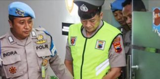 Polda Jawa Tengah menetapkan Aipda Robig Zaenudin sebagai tersangka dalam kasus penembakan terhadap siswa SMK di Semarang,