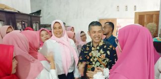 Erianto adalah salah satu anggota DPRD Kota Padang yang dikenal sebagai politisi aktif dan dekat dengan masyarakat.