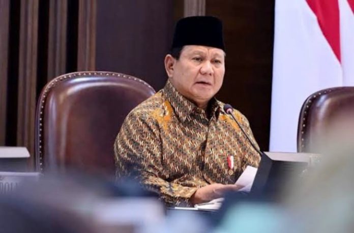 Pernyataan Presiden Prabowo Subianto tentang pemilihan kepala daerah melalui DPRD menggantikan sistem pilkada langsung memunculkan kembali wacana reformasi sistem politik di Indonesia.