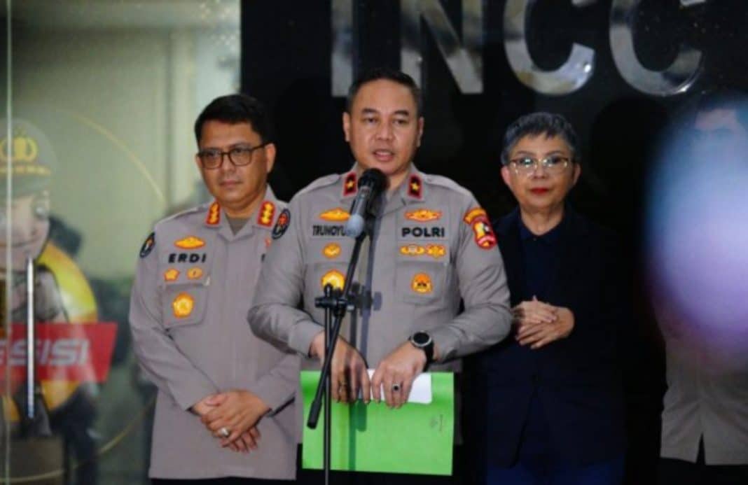 Divisi Humas Kepolisian Negara Republik Indonesia (Divhumas Polri) berhasil meraih predikat Wilayah Bebas Korupsi (WBK) dalam evaluasi pembangunan zona integritas tahun 2024.