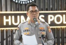 Kabagpenum Divhumas Polri Kombes Erdi Chaniago, mengungkap bertambahnya pelanggar ini usai dilakukan pemeriksaan lebih lanjut. Setelah sebelumnya ada 20 anggota Polri menjalani sidang Komisi Kode Etik dan Profesi (KKEP) yang kemudian mendapatkan sanksi.