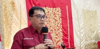 Dalam sambutannya, Mastilizal Aye menekankan pentingnya peran LPM sebagai mitra strategis pemerintah kelurahan dalam mendorong partisipasi masyarakat dalam pembangunan.