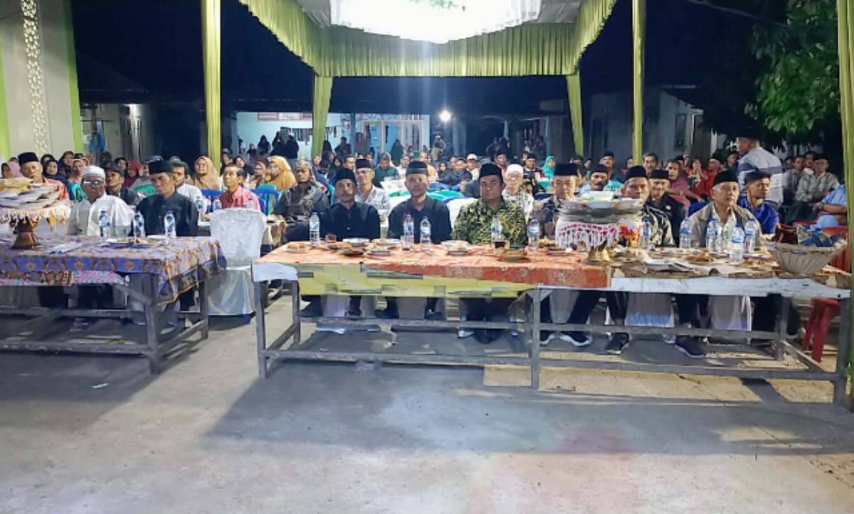 Dihadiri oleh berbagai tokoh penting. Di antaranya adalah Anggota DPRD Kota Padang Zalmadi, Suhardi Datuk Rajo Bujang, Ketua Kerapatan Adat Nagari (KAN) Pauh XI Kuranji, Ketua Masjid Nurul Yaqin, Ketua RT/RW, tokoh masyarakat, Ninik Mamak, Bundo Kanduang, serta para pemuda dan pemudi setempat.