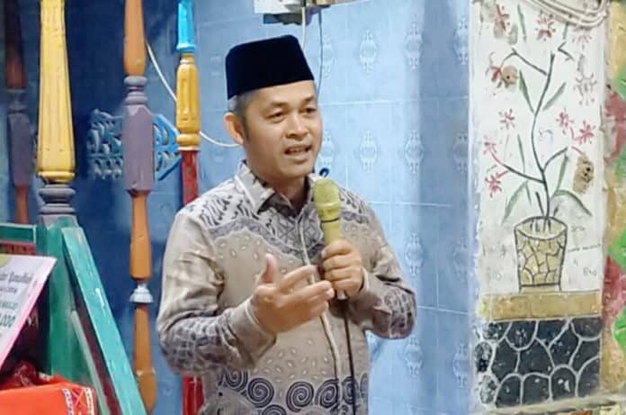 Anggota DPRD Kota Padang Erianto dari Partai Golkar mengajak masyarakat menjadikan momentum Idul Fitri 1446 Hijriah untuk semakin memperkokoh persatuan dan kesatuan.