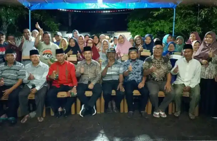 Anggota DPRD Kota Padang dari Partai Golkar, Erianto, melaksanakan kegiatan reses masa sidang III tahun 2025 di daerah pemilihannya, Padang Daerah Pemilihan (Dapil) II Kecamatan Kuranji. Anggota DPRD Kota Padang dari Partai Golkar, Erianto, melaksanakan kegiatan reses masa sidang III tahun 2025 di daerah pemilihannya, Padang Daerah Pemilihan (Dapil) II Kecamatan Kuranji.