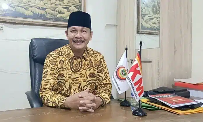 Ketua Dewan Pimpinan Daerah (DPD) Ikatan Keluarga Minang (IKM) Tangerang Selatan, Ir. H. Novrial Asam Saini, S.Pd, mengadakan pertemuan sekaligus silaturahmi bersama calon pengurus di Sekretariat IKM, Jalan Tegal Rotan - Bintaro, pada Sabtu (23/8/2025) pukul 13.00 WIB.