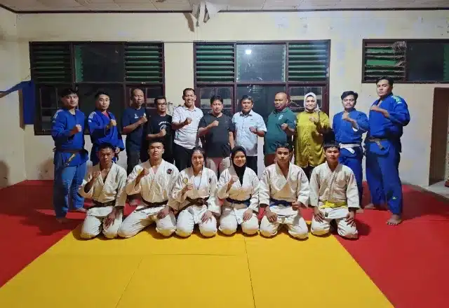 Kontingen Sumatera Barat (Sumbar) siap berlaga pada ajang Pekan Olahraga Nasional (PON) Beladiri 2025 yang digelar di Kudus, Jawa Tengah, pada 11–26 Oktober 2025.