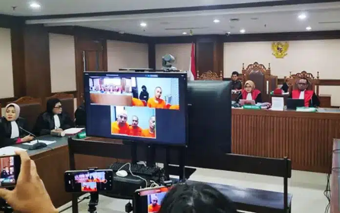 Jaksa penuntut umum meminta majelis hakim Pengadilan Negeri Jakarta Pusat menolak eksepsi atau nota keberatan yang diajukan terdakwa Muhammad Amar Akbar alias Ammar Zoni dalam perkara dugaan penjualan narkotika jenis sabu di Rutan Salemba.