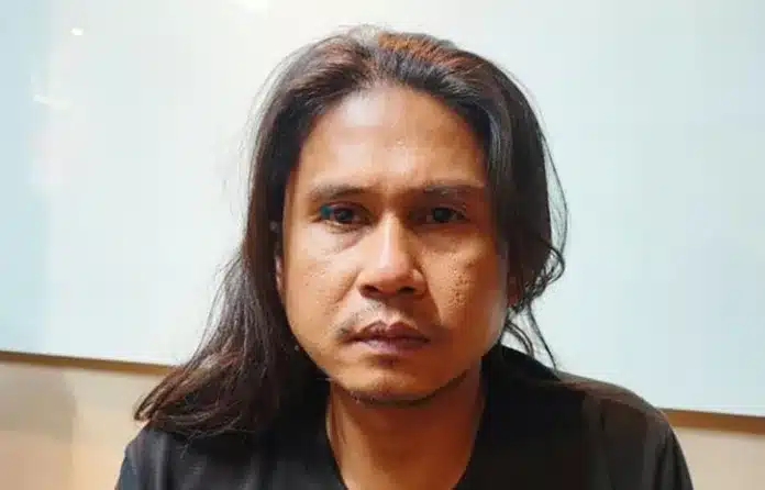 Bareskrim Ambil Alih Kasus Ekstasi Kecelakaan Tol, Kurir Sudah Ditangkap Bareskrim Polri berhasil menangkap tersangka pembawa puluhan ribu butir pil ekstasi yang sempat melarikan diri usai mobil yang ditumpanginya mengalami kecelakaan di ruas Tol Bakauheni-Terbanggi Besar, Lampung, Kamis (20/11/2025) pagi.