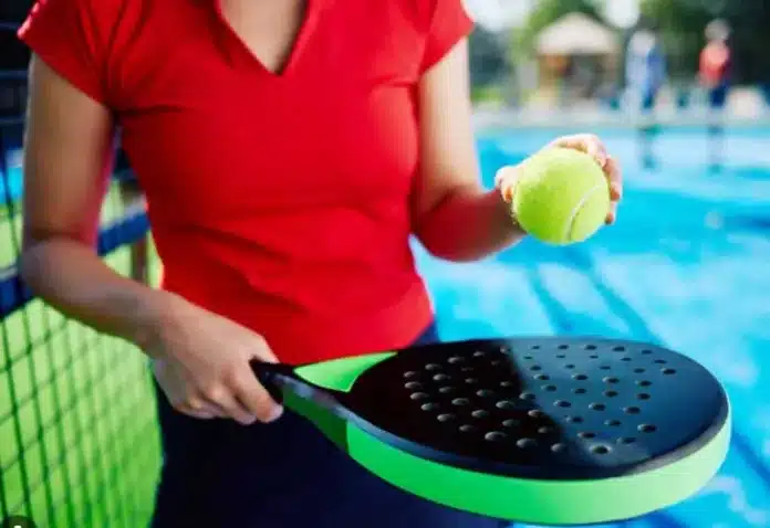 Olahraga padel dalam beberapa tahun terakhir menunjukkan pertumbuhan pesat dan kini menjelma menjadi bagian penting dari gaya hidup masyarakat urban.