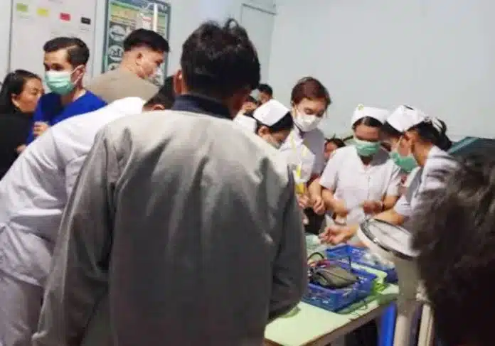 Program Makanan Bergizi Gratis (MBG) kembali menuai sorotan publik setelah puluhan siswa di Kota Tomohon, Sulawesi Utara, dilaporkan mengalami gangguan kesehatan usai mengonsumsi makanan yang disediakan sekolah.