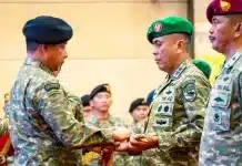 Mayjen Febriel Buyung Sikumbang Resmi Jabat Pangdam XVII/Cenderawasih, Siap Jaga Stabilitas Papua Mayjen Febriel Buyung Sikumbang resmi menjabat sebagai Panglima Komando Daerah Militer (Pangdam) XVII/Cenderawasih setelah dilaksanakan serah terima jabatan di Markas Besar TNI.