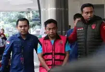 Ketua Ombudsman Jadi Tersangka, Diduga Terima Suap Rp1,5 Miliar Kasus Nikel Kejaksaan Agung (Kejagung) menetapkan Ketua Ombudsman RI, Hery Susanto, sebagai tersangka dalam kasus dugaan korupsi tata kelola usaha pertambangan nikel di wilayah Sulawesi Utara periode 2013-2025.