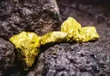 Di Balik Peresmian Pospol, Tambang Emas Ilegal Kian Marak di Sijunjung Aktivitas tambang emas ilegal atau Pertambangan Tanpa Izin (PETI) justru dilaporkan kembali marak di sejumlah wilayah Kabupaten Sijunjung. (Foto: Ilustrasi)