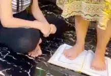 Dipicu Makeup Hilang, Aksi Injak Al-Qur’an di Lebak Berujung Penjara Aksi tidak pantas berupa sumpah dengan menginjak Al-Qur’an yang dilakukan dua wanita di Kabupaten Lebak, Banten, berujung proses hukum.