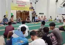 Erianto Serap Aspirasi Warga Kuranji, Banjir dan Drainase Jadi Sorotan Utama Anggota DPRD Kota Padang dari Daerah Pemilihan (Dapil) Padang III, Erianto, menggelar kegiatan reses masa sidang III tahun 2026 di Masjid Al Hijrah, Perumahan Delima, Kelurahan Kuranji, Kecamatan Kuranji, Kota Padang, Sabtu (2/5/2026) malam.
