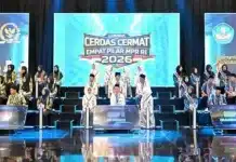 Ocha Viral Usai Protes Juri LCC, Habiburokhman: Teguh Perjuangkan Kebenaran Ketua Fraksi Partai Gerindra MPR RI, Habiburokhman, memberikan apresiasi terhadap keberanian siswi SMA Negeri 1 Pontianak, Josepha Alexandra atau yang akrab disapa Ocha, usai viral memprotes keputusan juri dalam Final Lomba Cerdas Cermat (LCC) Empat Pilar MPR RI tingkat Provinsi Kalimantan Barat.