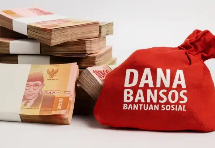 Dana Bansos Diduga Dipotong, Pendamping PKH Intan Jaya Angkat Bicara Ketua Tim Pendamping Program Keluarga Harapan (PKH) Kementerian Sosial Kabupaten Intan Jaya, Papua Tengah, Nemia Kulamega Abugau, SE, meminta Dinas Sosial Kabupaten Intan Jaya bersikap transparan, terbuka, dan kooperatif terkait data penerima serta mekanisme penyaluran bantuan sosial (bansos) PKH yang bersumber dari Kementerian Sosial RI. (Foto: Ilustrasi)