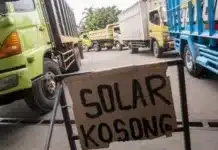 BBM Subsidi Diduga Mengalir ke Tambang Ilegal, Solar di Sumbar Langka Kelangkaan Bahan Bakar Minyak (BBM) jenis solar subsidi di sejumlah daerah di Sumatera Barat kembali menjadi sorotan publik.
