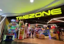 Timezone Ekspansi Besar, Resmikan Tiga Gerai Baru di Padang, Bali, dan Bekasi CEO Timezone Indonesia, Naveen H, mengatakan bahwa pembukaan tiga gerai baru tersebut merupakan bagian dari komitmen perusahaan untuk menghadirkan ruang hiburan yang dapat dinikmati oleh lebih banyak keluarga di Indonesia.
