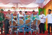 LOBB AKSARA Season 1 Resmi Dibuka, MTsN 5 Padang Cetak Generasi Disiplin, Berkarakter dan Berjiwa Pemimpin MTsN 5 Kota Padang resmi membuka kegiatan LOBB (Lomba Olahraga Baris Berbaris) AKSARA Season 1 yang berlangsung di lingkungan MTsN 5 Kota Padang, Jalan Kuranji RT.03/RW.02, Kelurahan Kuranji, Kecamatan Kuranji, Kota Padang, Senin (15/6/2026).