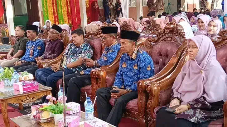 MTsN 5 Padang Antar Alumni Menuju Masa Depan, Adab dan Akhlak Jadi Pesan Utama 2 Radar Berita Indonesia