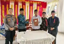 KAN Pauh IX Sahkan Aturan Adat, Peran Ninik Mamak dan Sumando dalam Baralek Nikah Dipertegas Kerapatan Adat Nagari (KAN) Pauh IX bersama Majelis Pertimbangan Adat (MPA) Pauh IX menggelar kegiatan musyawarah dan silaturahmi dengan Camat Kuranji serta unsur Forkopimca yang dirangkai dengan pengesahan aturan adat Nagari Pauh IX, Jumat (19/6/2026).