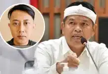 Gubernur Jabar Dedi Mulyadi Siapkan Hadiah Rp250 Juta untuk Informasi Keberadaan DPO Taufik Hidayat Gubernur Jawa Barat, Dedi Mulyadi, menyatakan komitmennya untuk membantu percepatan penangkapan Taufik Hidayat, pria yang diduga melakukan penyekapan dan penganiayaan berat terhadap kekasihnya hingga menyebabkan korban mengalami luka serius dan kehilangan penglihatan. (Foto Kumparan)