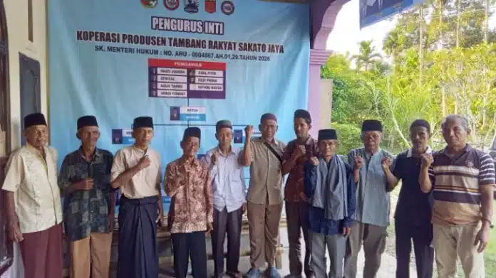 Upaya mewujudkan tata kelola pertambangan rakyat yang legal, tertib, aman, dan berkelanjutan terus dilakukan masyarakat Nagari Padang Laweh, Kecamatan Koto XII, Kabupaten Sijunjung, Sumatera Barat.