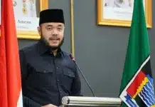 Oknum Dubalang Kota Diduga Curi Rempah, Fadly Amran: Langsung Dipecat Tidak Hormat Wali Kota Padang, Fadly Amran, menegaskan bahwa Pemerintah Kota (Pemko) Padang tidak akan memberikan toleransi terhadap setiap anggota Dubalang Kota yang terbukti melakukan pelanggaran hukum.