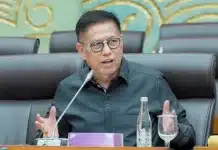 Mulyadi Sentil Keras PDAM: Bertahun-Tahun Berlabel Air Minum, Faktanya Air Keran Belum Layak Diminum Anggota Badan Legislasi (Baleg) DPR RI, Mulyadi, melontarkan kritik tajam terhadap kondisi pelayanan Perusahaan Daerah Air Minum (PDAM) di Indonesia yang dinilainya belum mampu memenuhi makna dari nama institusi tersebut. (Foto: Dok. Parlementaria)
