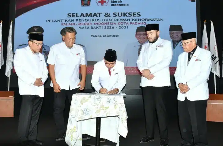 Zulhardi Z Latief Kembali Pimpin PMI Kota Padang, Fadly Amran Tegaskan Dukungan Penuh Pemko 4 Radar Berita Indonesia