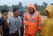 Banjir Tak Kunjung Teratasi, Warga Tagih Realisasi Janji Kampanye Fadly Amran-Maigus Nasir Wali Kota Padang Fadly Amran meninjau kawasan Daerah Aliran Sungai (DAS) Guo setelah debit air sungai meluap dan menyebabkan banjir. Luapan air menggenangi jalan penghubung serta merendam sejumlah permukiman warga di Kampung Tangah, sehingga mengganggu aktivitas masyarakat.