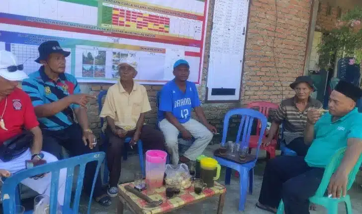 Antusiasme warga RT 01/RW 08, Kelurahan Kuranji, Kecamatan Kuranji, Kota Padang, terlihat dalam persiapan menyambut kedatangan Wali Kota Padang Fadly Amran, Sabtu sore (8/8/2026).
