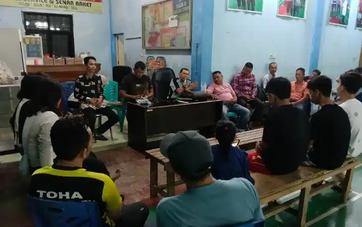 Persiapan kejuaraan berlangsung di Hall Datuk, Kelurahan Kuranji, Kecamatan Kuranji, Kota Padang, Kamis (20/8/2026). Pertandingan dijadwalkan mulai Jumat (21/8/2026) pukul 14.00 WIB dan berlangsung hingga malam hari.