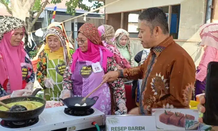Erianto Gelar Padang Gastronomi Fest Malamang dan Food Festival, Angkat Tradisi Kuliner Minangkabau 1 Padang Gastronomi Fest Malamang dan Food Festival dijadwalkan berlangsung selama dua hari, yakni pada 29 hingga 30 Agustus 2026.