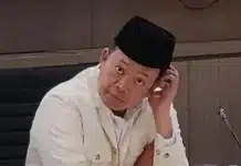 KPK Temukan Petunjuk Aliran Uang Usai Geledah Rumah Dirjen Lampri, Mahfud Dorong Pemeriksaan Nusron Komisi Pemberantasan Korupsi (KPK) menyita sejumlah dokumen dan barang bukti elektronik saat menggeledah rumah Direktur Jenderal Pengendalian dan Penertiban Tanah dan Ruang (PPTR) Kementerian Agraria dan Tata Ruang/Badan Pertanahan Nasional (ATR/BPN), Lampri, di wilayah Bekasi, Jawa Barat, Jumat (18/9/2026).