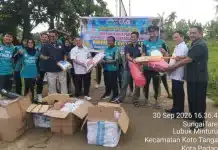 Cricket Kota Padang Resmi Dilepas, 38 Atlet dan Official Siap Berlaga di Porprov XVI Sumbar Kegiatan tersebut turut dihadiri Sekretaris Umum KONI Kota Padang Dr. Tri Putra Junaidi Nast, S.Pd., M.Pd., Kepala Bidang Olahraga Dispora Kota Padang Adlin Gusmar, serta Ketua Cricket Kota Padang Abdul Bahri.